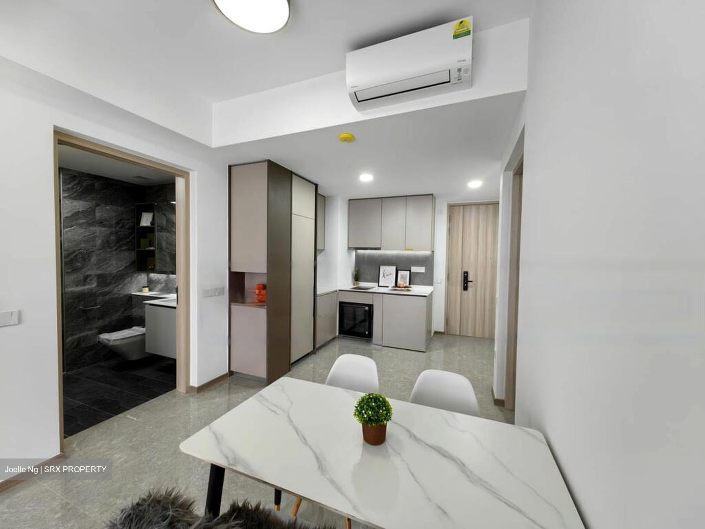 Sengkang Grand Residences (D19), Apartment #455320231